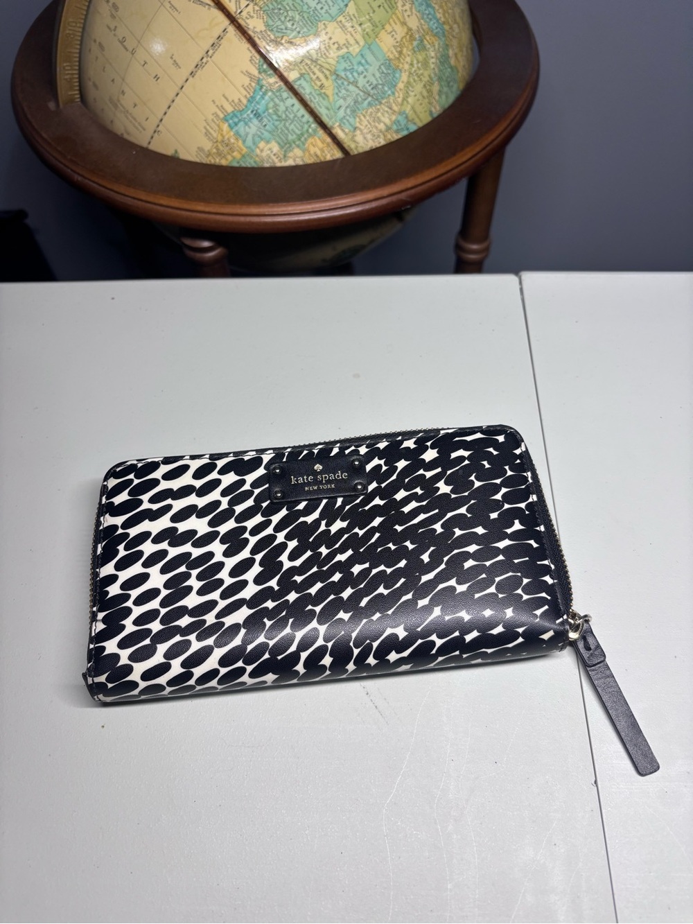 kate spade Black & White Patterned Zip Wallet